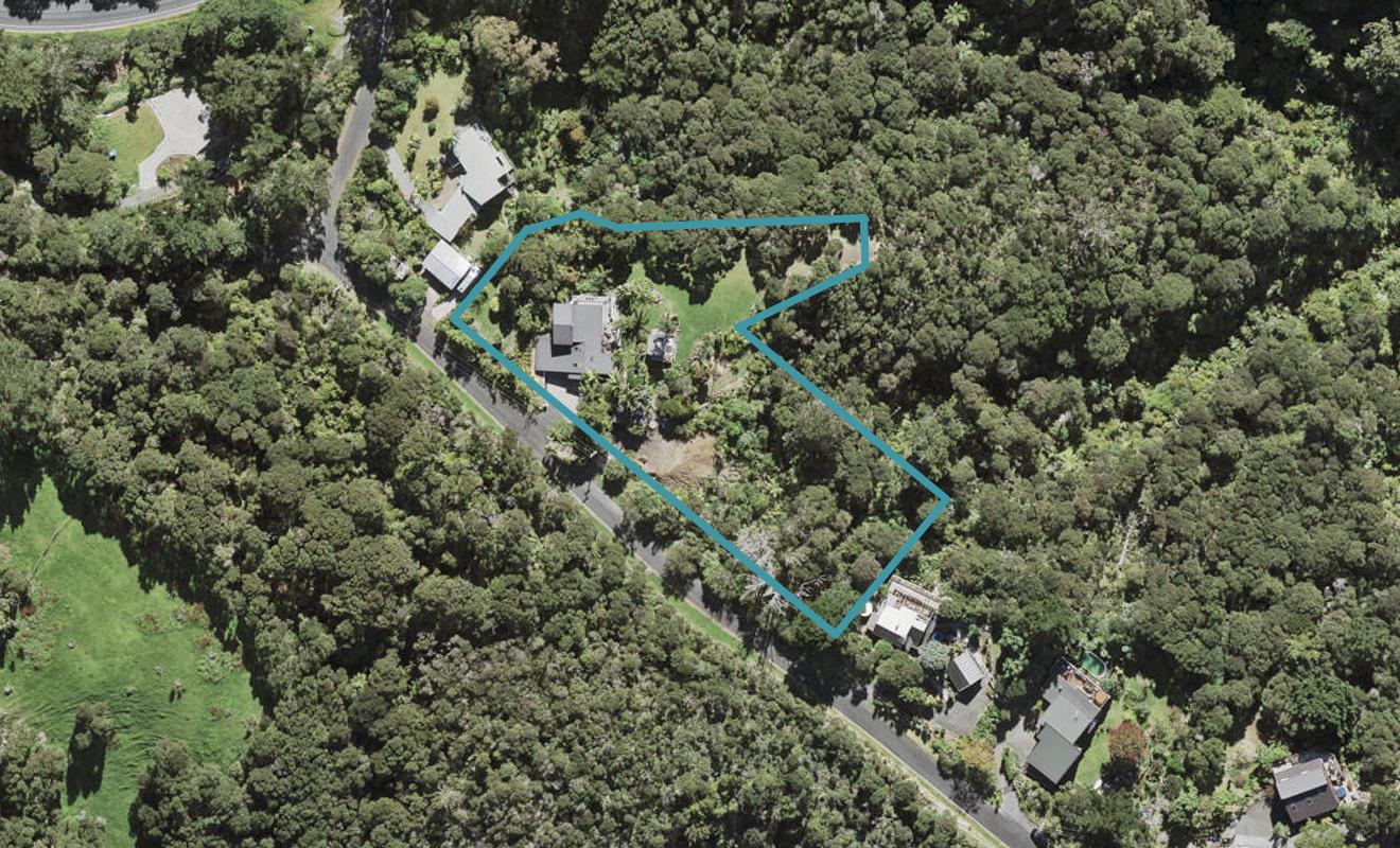 3 Te Araroa Drive, Paremoremo, Auckland - Carousel 1