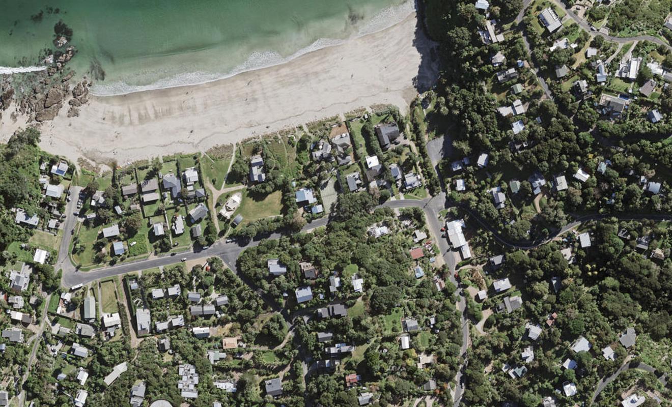 47 Palm Road, Palm Beach, Waiheke Island - Carousel 1