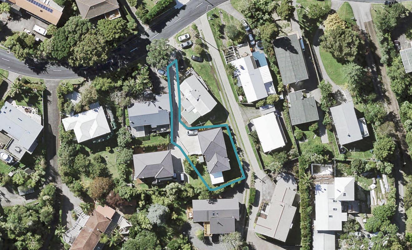52A Channel View Road, Campbells Bay, Auckland - Carousel 1