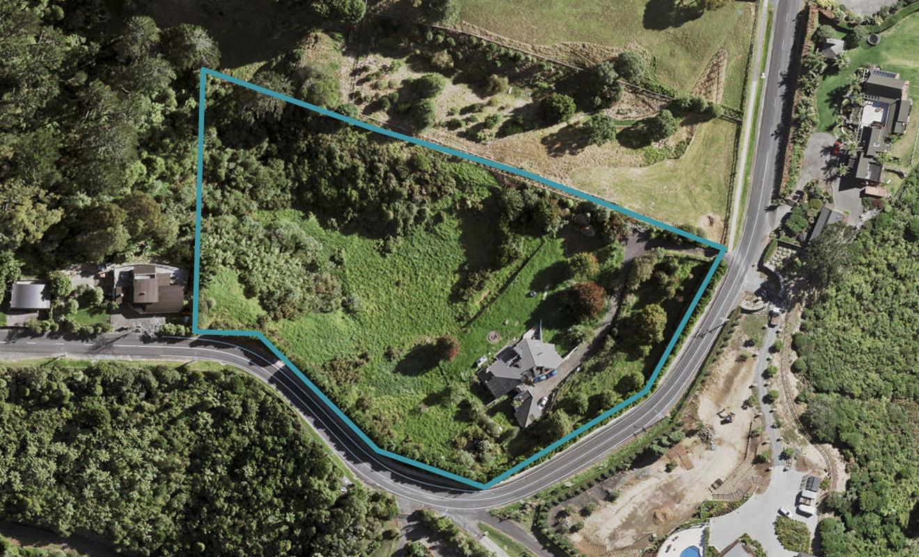440 REDOUBT RD, Totara Park, Auckland - Carousel 1