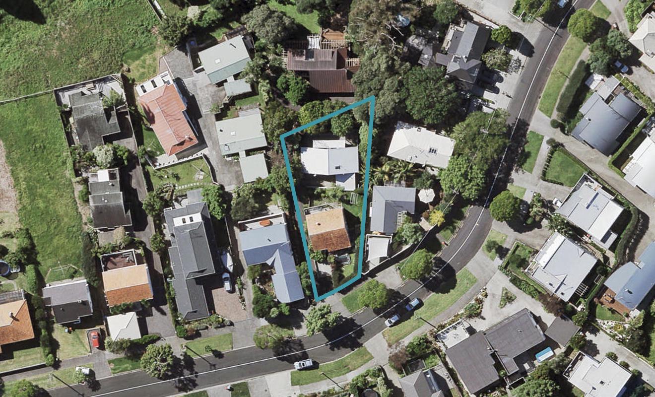 20 Godden Crescent, Orakei, Auckland - Carousel 1