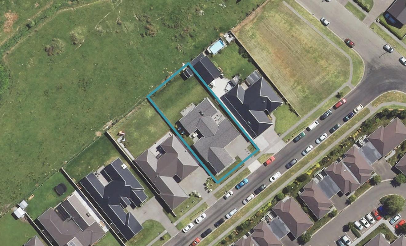 5 Gwyneth Place, Lytton West, Gisborne - Carousel 1