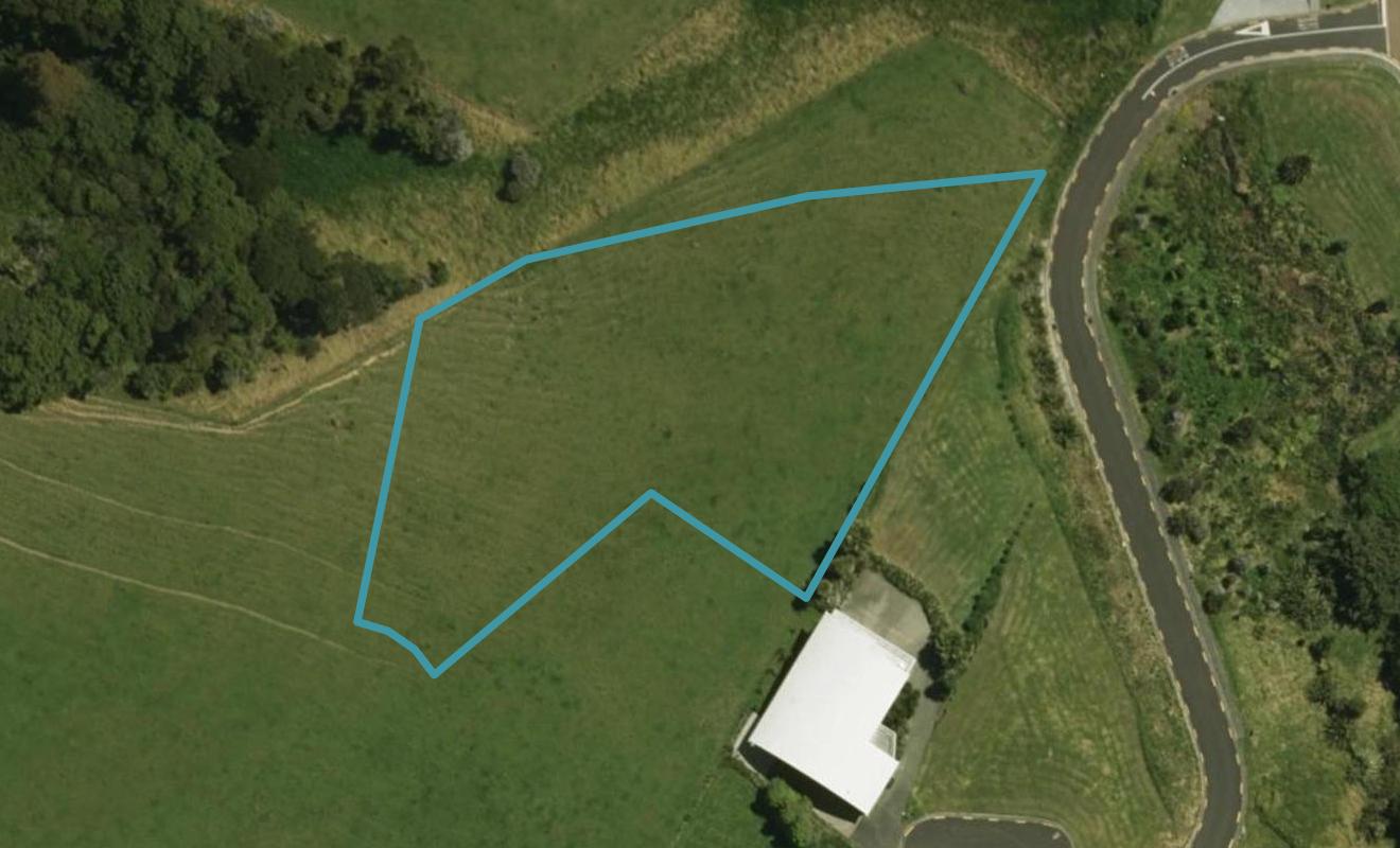 15 Starlight Place, Langs Beach, Waipu - Carousel 1