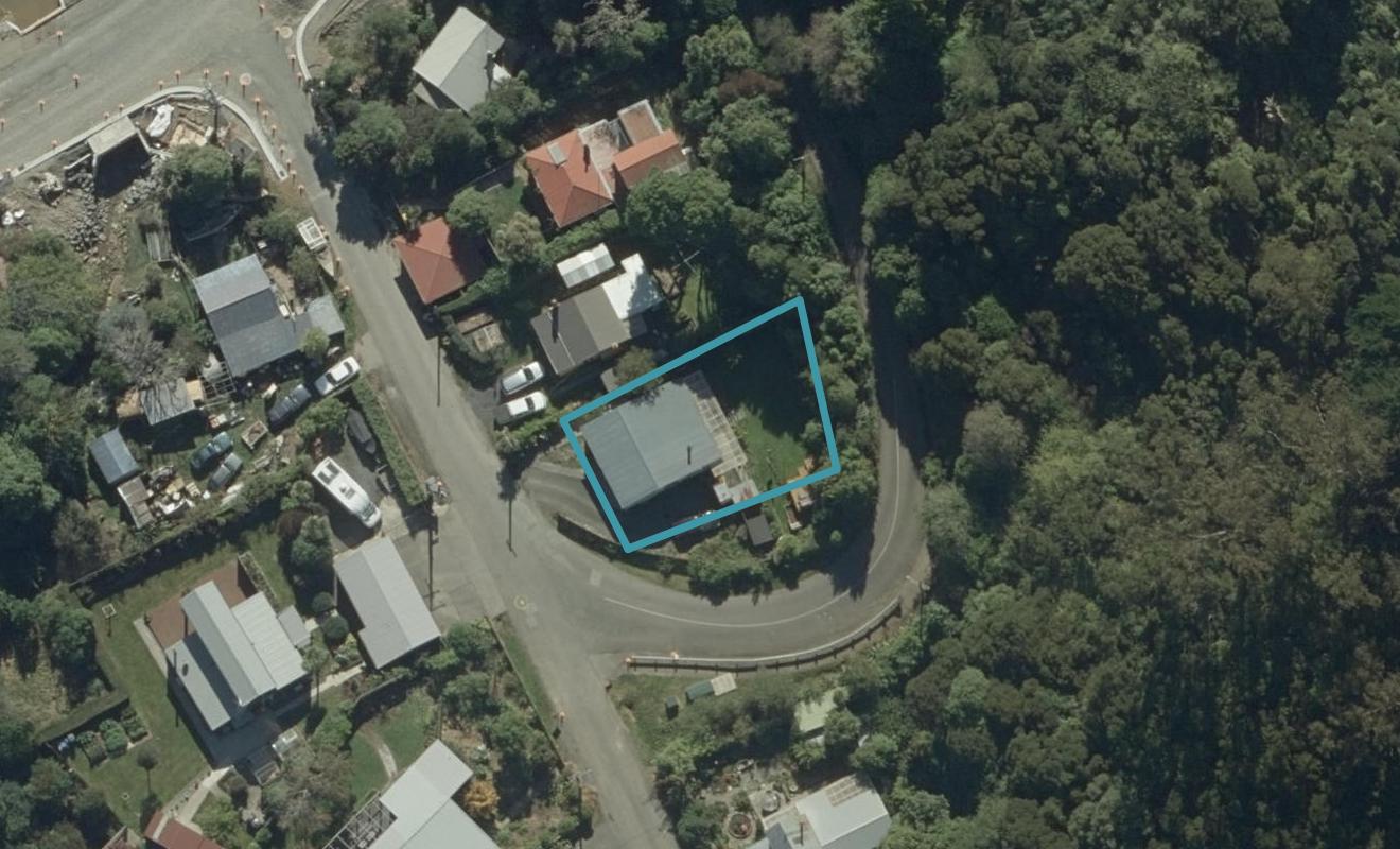 1 Oxley Crescent, Broad Bay, Dunedin - Carousel 1