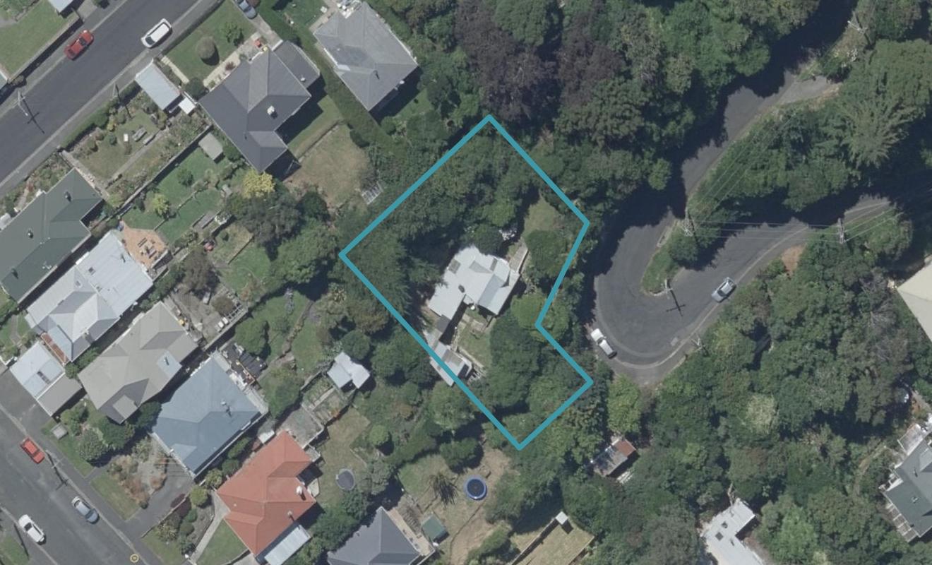 105 Gladstone Road, Dalmore, Dunedin - Carousel 1