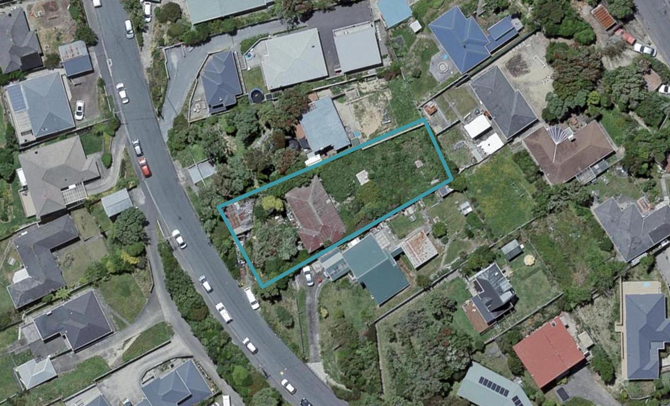 23 Miles Crescent, Newlands, Wellington - Carousel 1