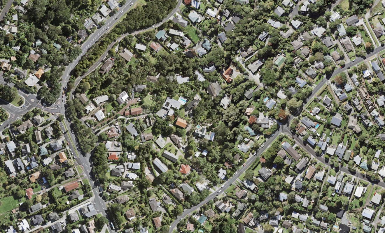 43B West Lynn Road, Titirangi, Auckland - Carousel 1