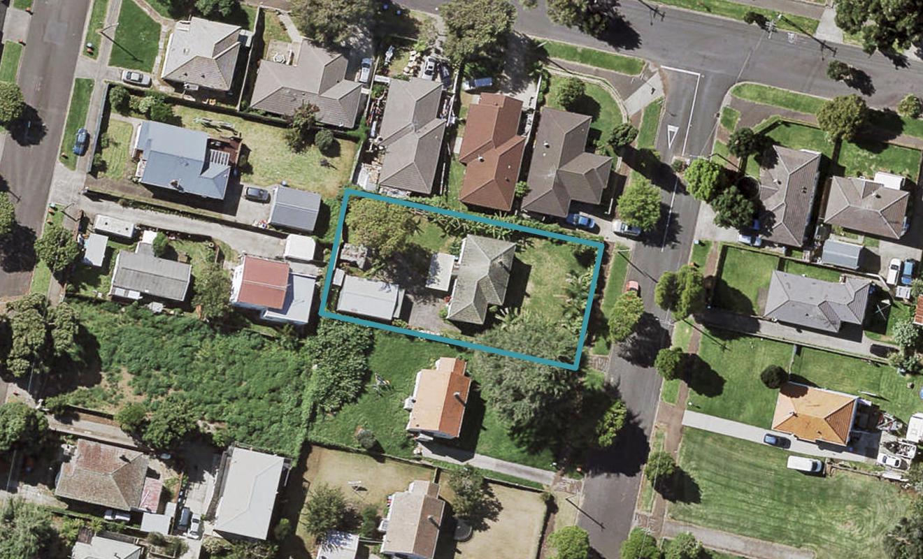 3 Bagnall Avenue, Point England, Auckland - Carousel 1