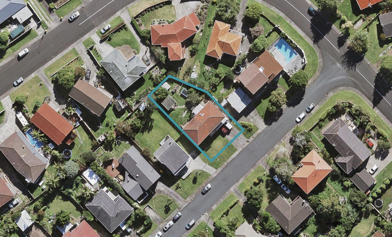 4 Welland Place, Hillcrest, Auckland - Carousel 1