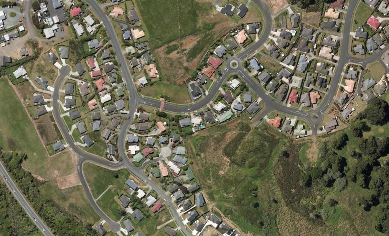 10 Pebble Beach Boulevard, Kamo, Whangarei - Carousel 1