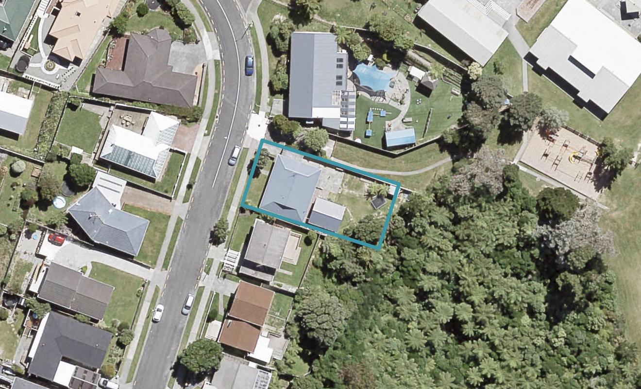 48 Taieri Crescent, Kelson, Lower Hutt - Carousel 1