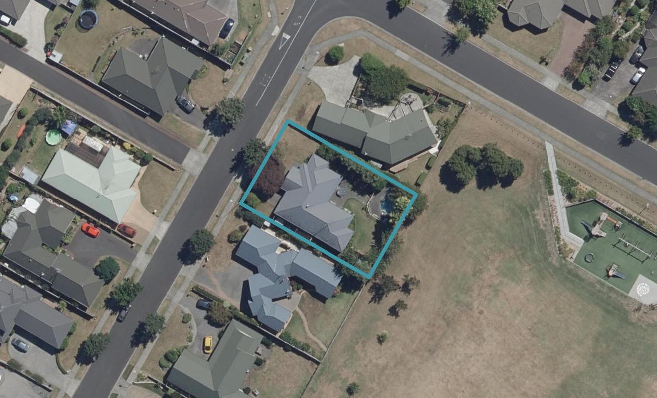 3 Limousin Place, Grandview Heights, Hamilton - Carousel 1