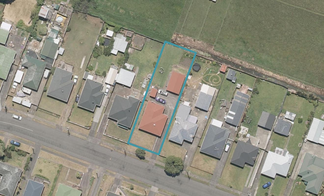 14 Lee Street, Castlecliff, Whanganui - Carousel 1