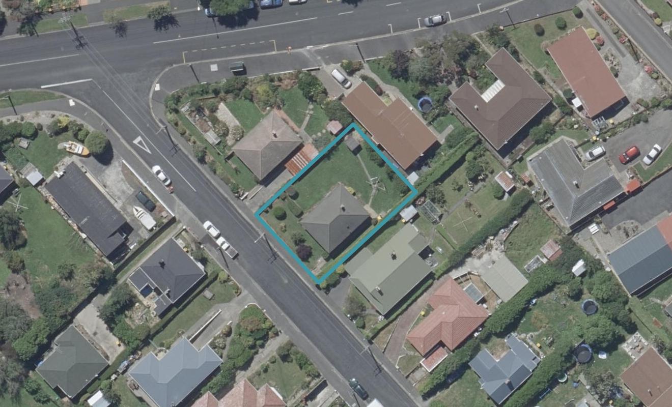 204 Gladstone Road, Dalmore, Dunedin - Carousel 1