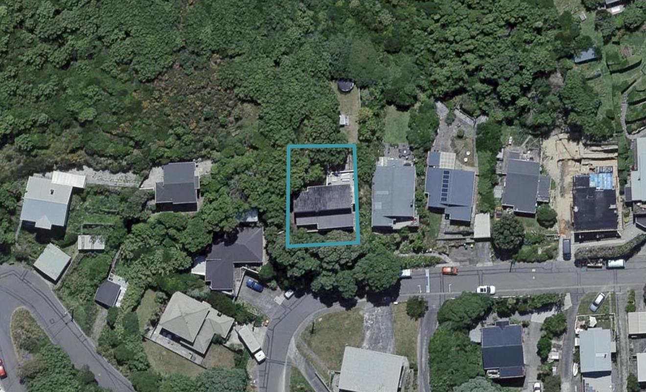 20 Cave Road, Houghton Bay, Wellington - Carousel 1