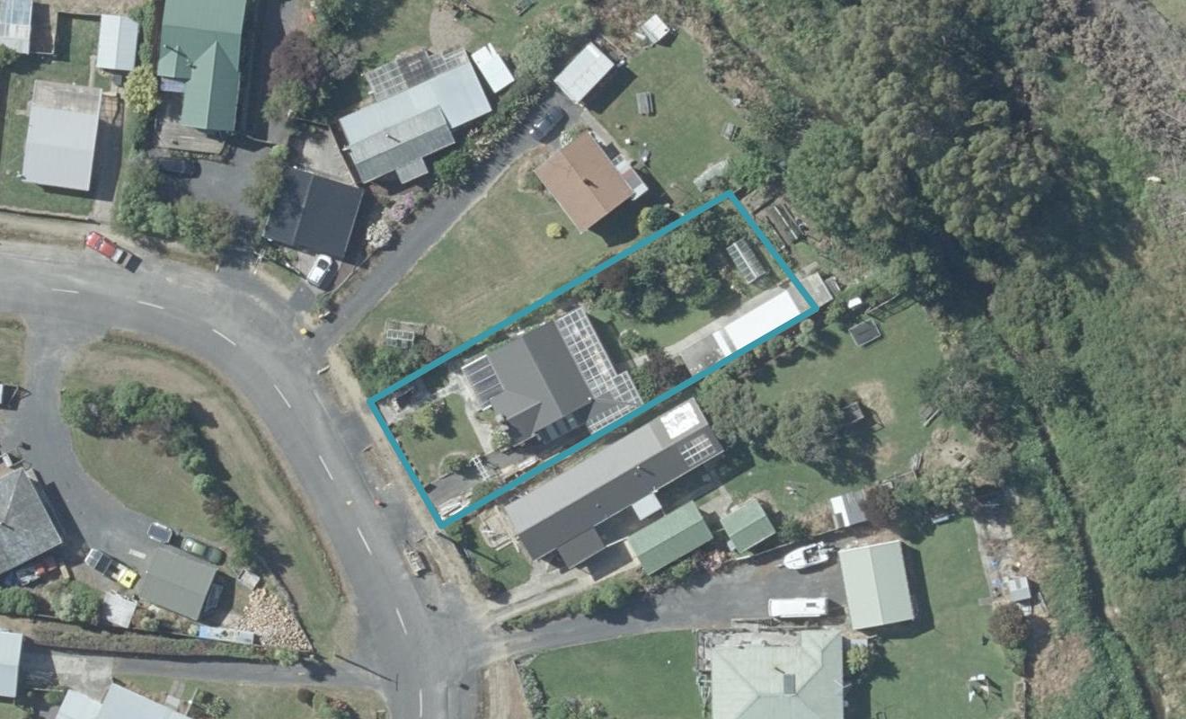 13 Hare Road, Ocean View, Dunedin - Carousel 1