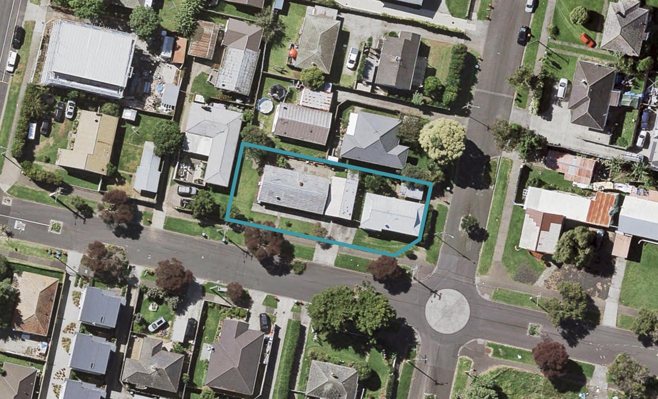 6A Anderson Avenue, Point England, Auckland - Carousel 1