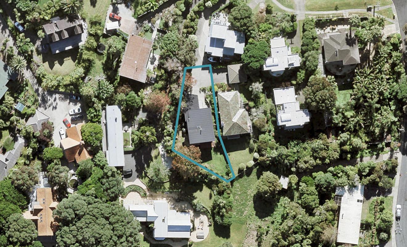 7B Ringwood Street, Torbay, Auckland - Carousel 1
