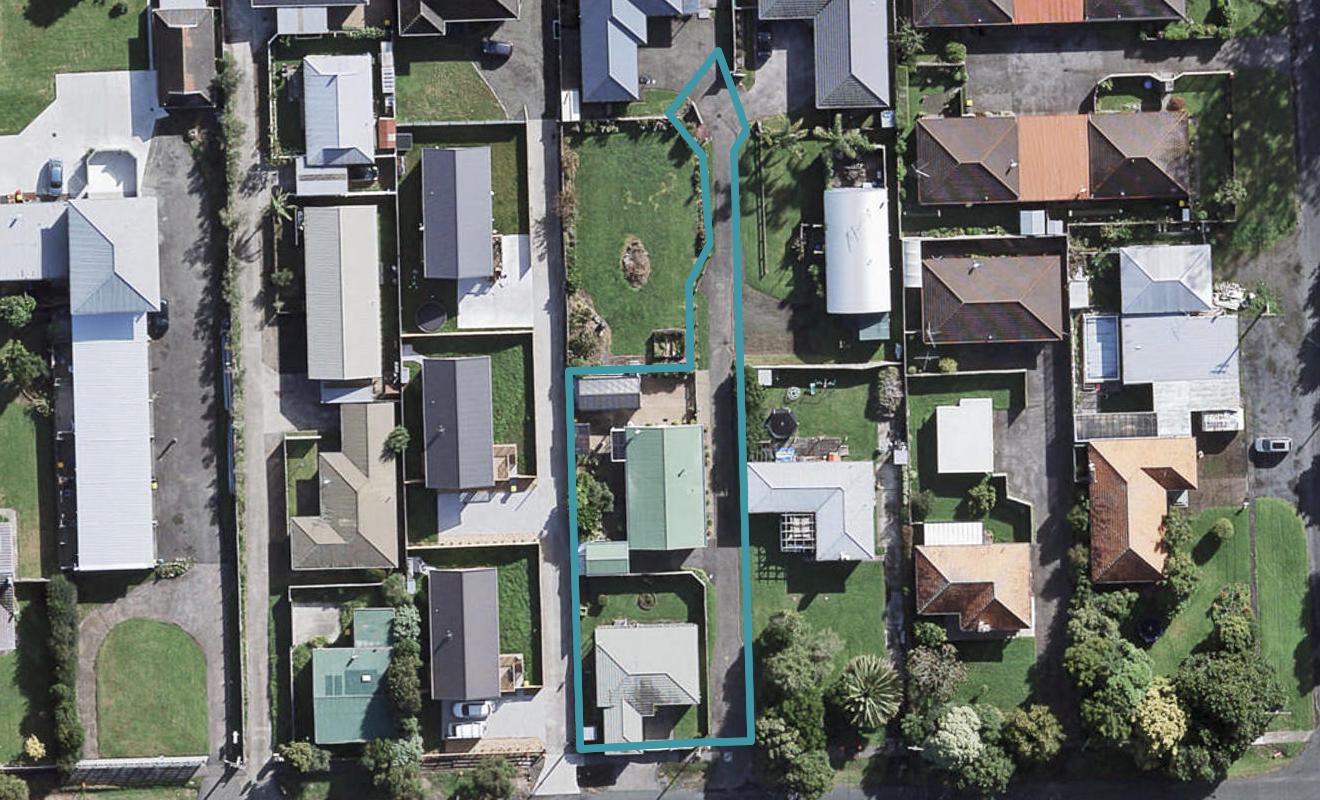 1/17 Springs Road, Parakai, Helensville - Carousel 1