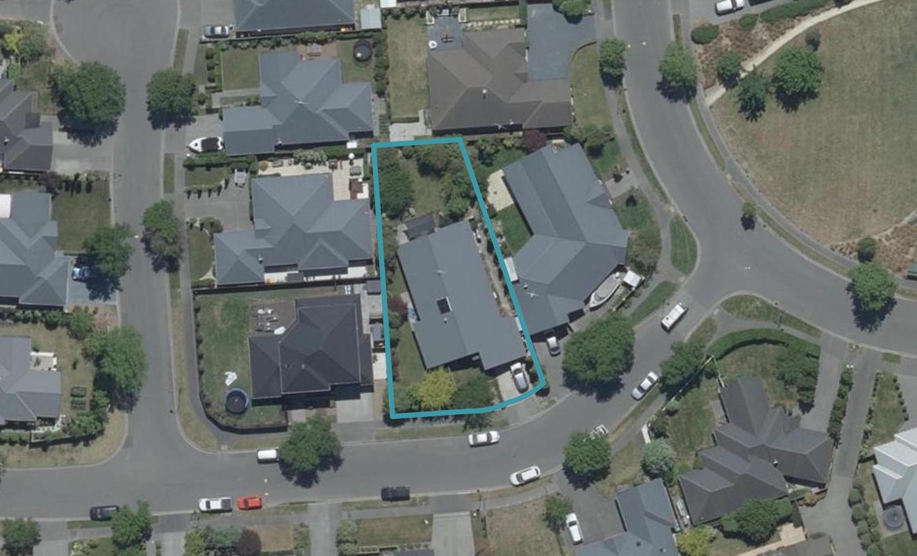 4 Mataroa Place, Parklands, Christchurch - Carousel 1