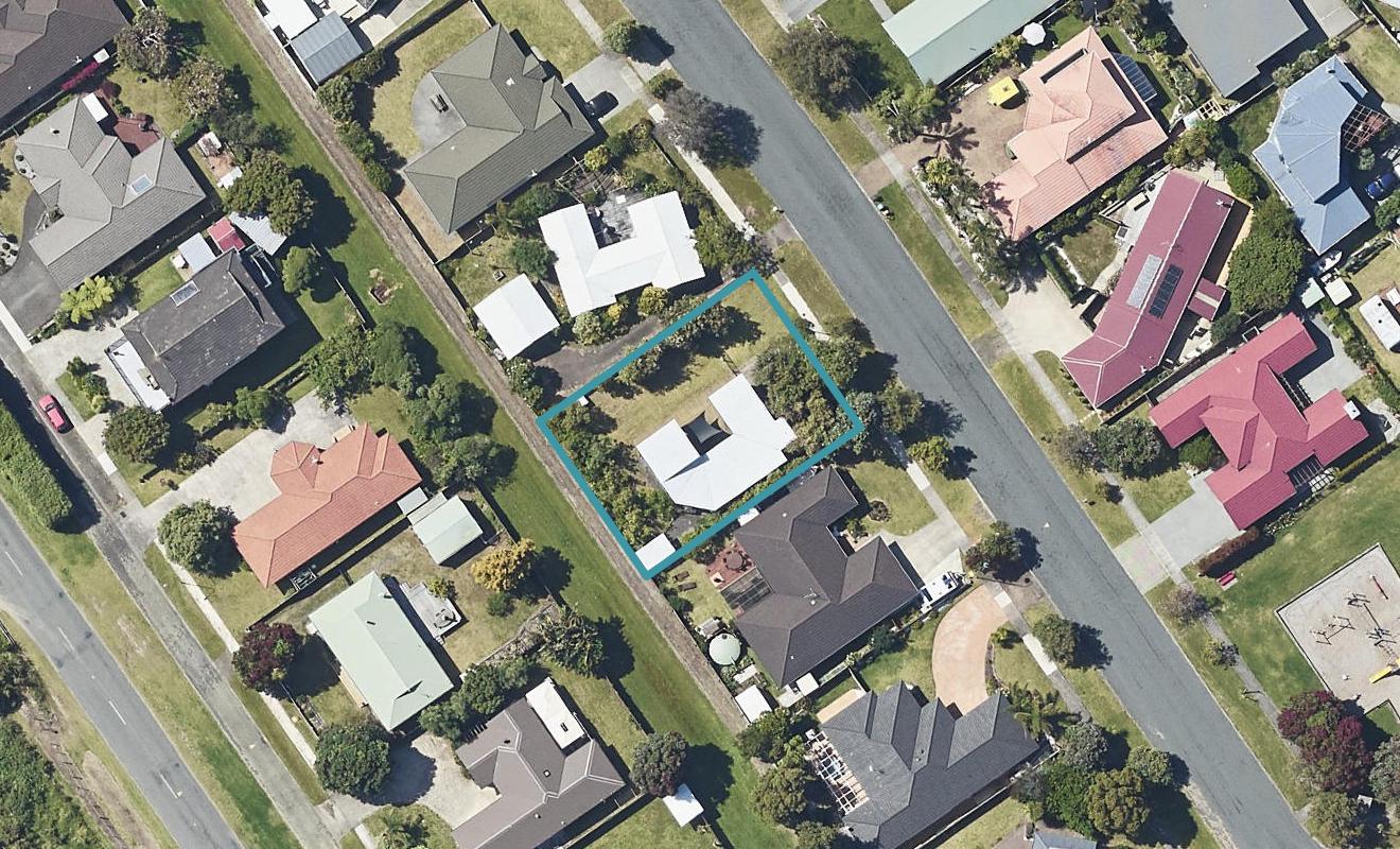 58 Papaunahi Road, Bowentown, Waihi Beach - Carousel 1