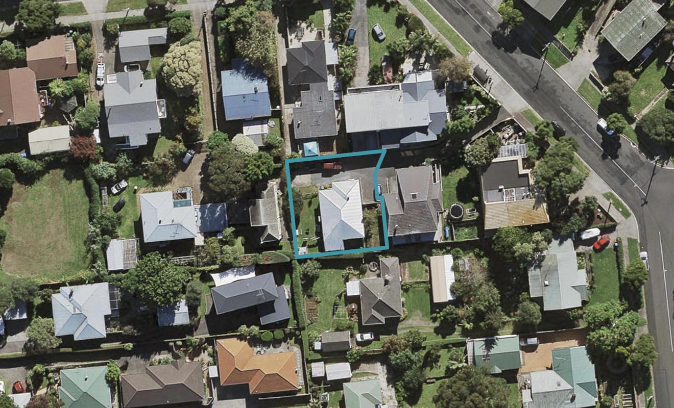 2/52 Athens Road, Onehunga, Auckland - Carousel 1