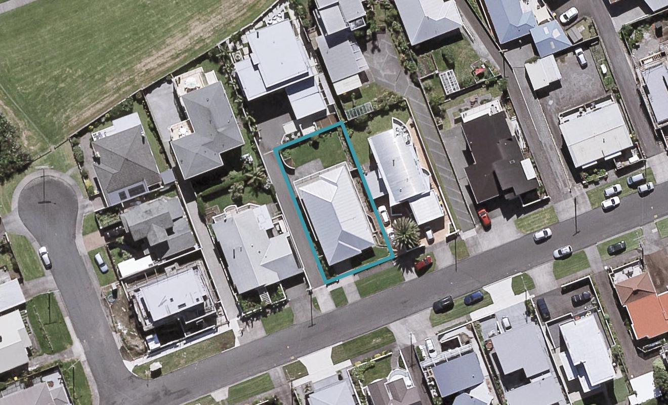 17 Hamblyn Street, Strandon, New Plymouth - Carousel 1
