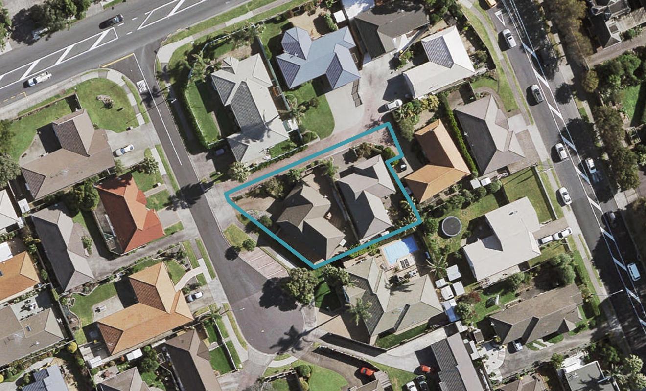 2/12 Nakhle Place, Manurewa, Auckland - Carousel 1