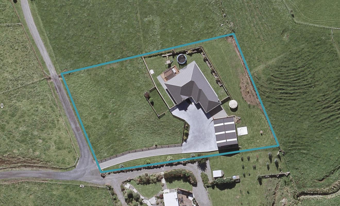 77B Dorset Road, Hillsborough, New Plymouth - Carousel 1