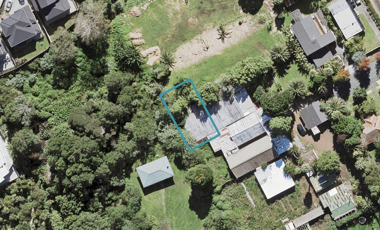31 Armstrong Place, New Lynn, Auckland - Carousel 1