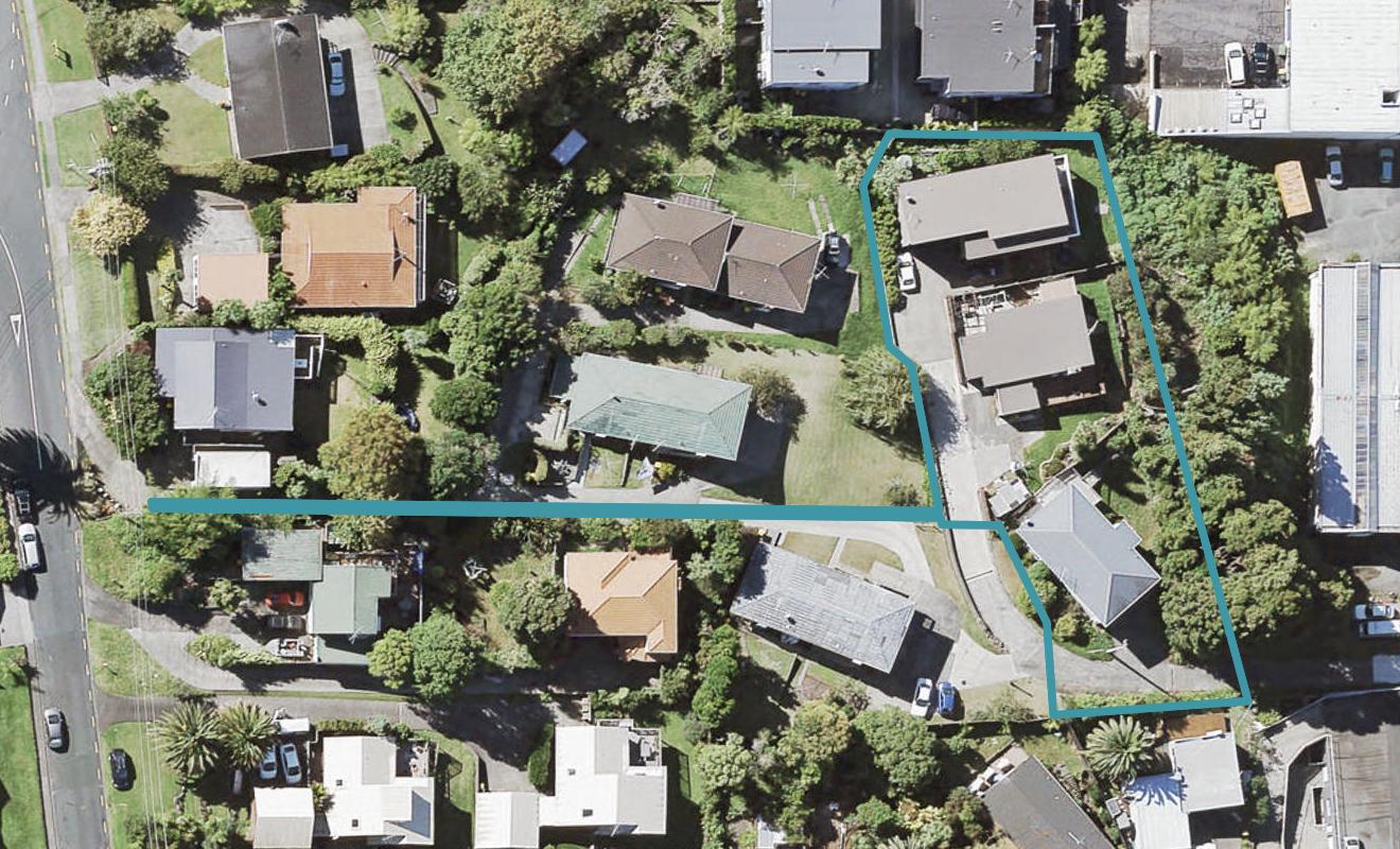 2/730 Beach Road, Browns Bay, Auckland - Carousel 1