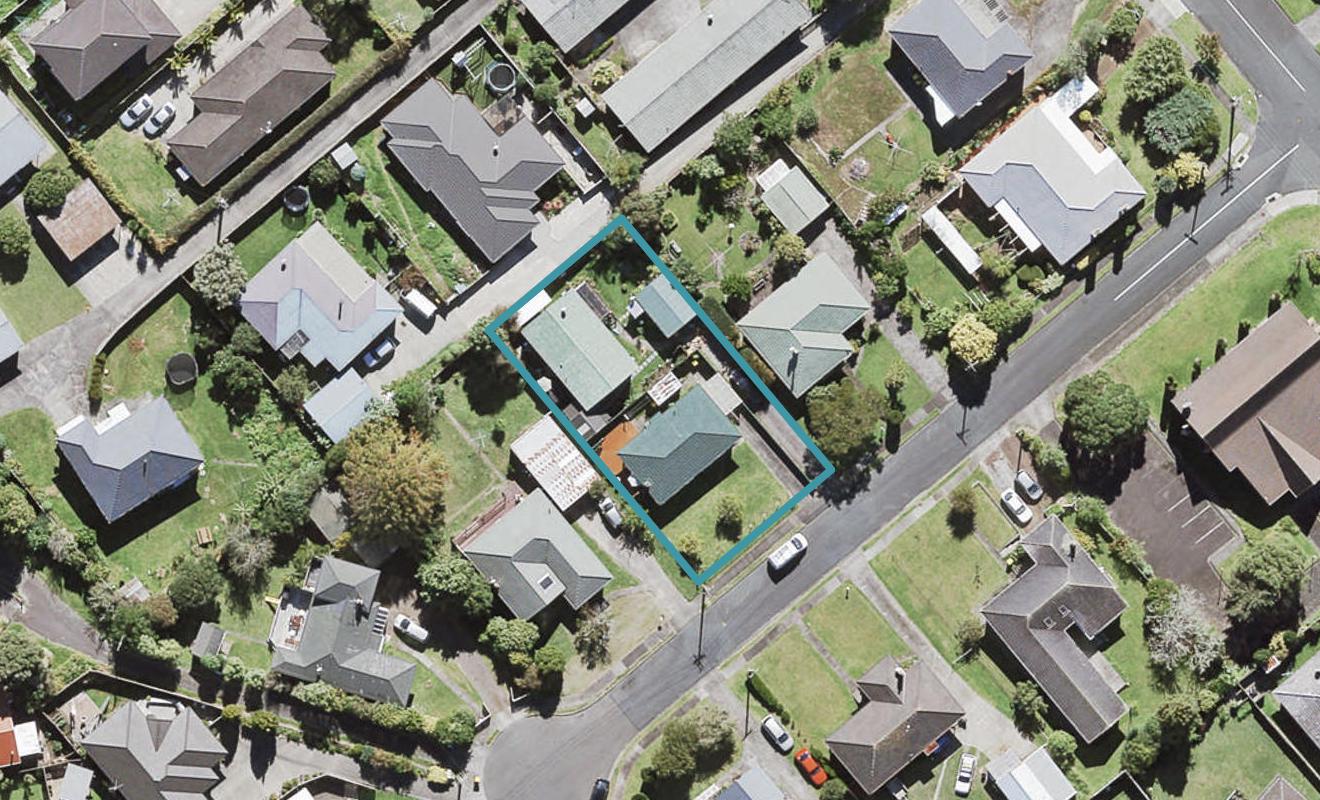 3 Boler Place, New Lynn, Auckland - Carousel 1