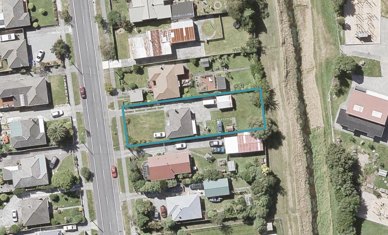 32 Wellington Road, Wainuiomata, Lower Hutt - Carousel 1