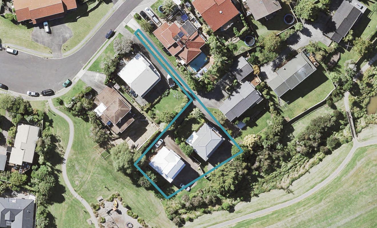 1/94 Nigel Road, Browns Bay, Auckland - Carousel 1