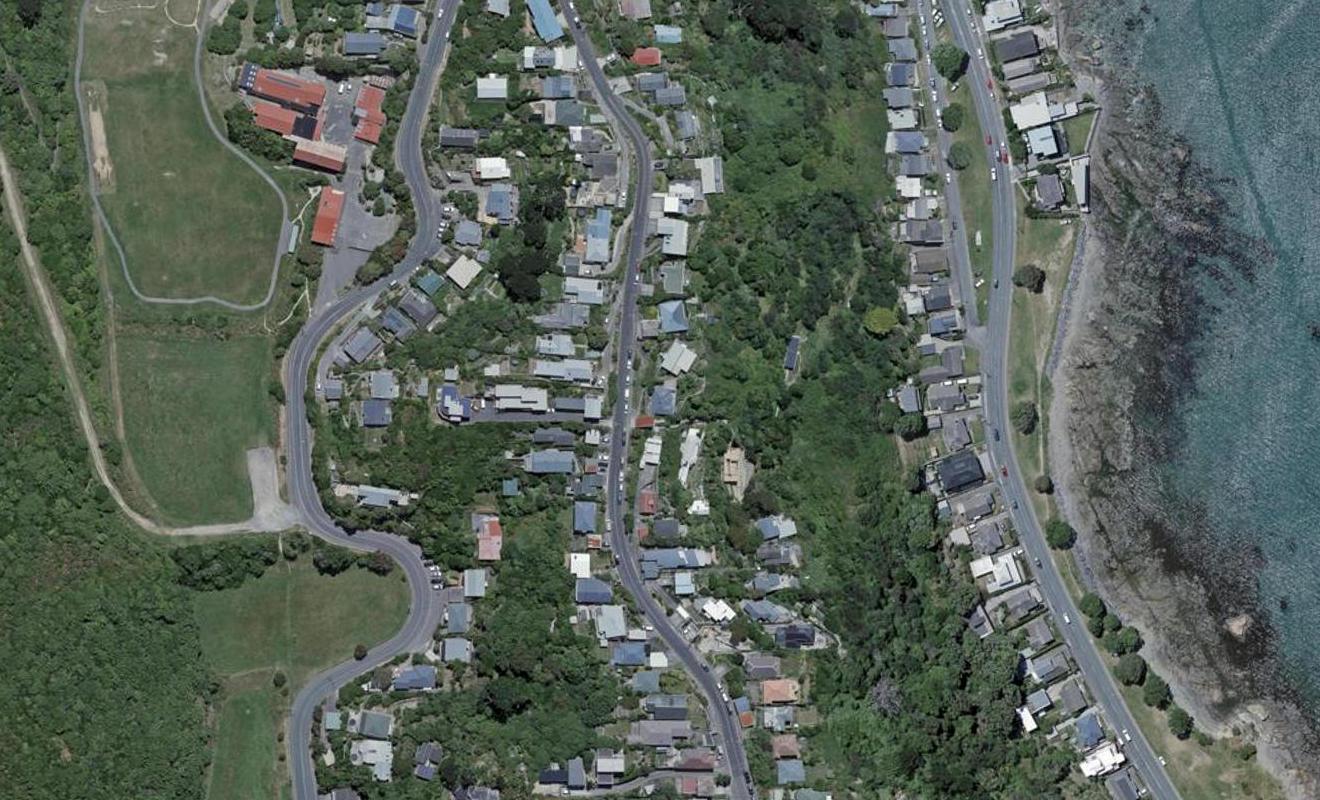 37 View Road, Houghton Bay, Wellington - Carousel 1