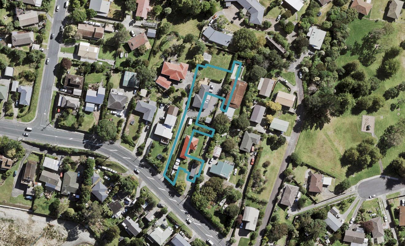 9/241 Don Buck Road, Massey, Auckland - Carousel 1