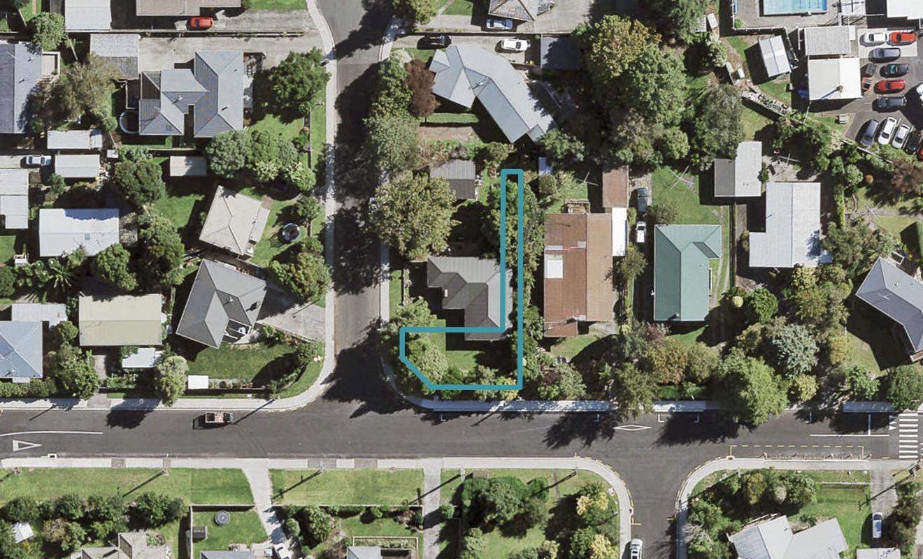 4D Tasman Drive, Opaheke, Papakura - Carousel 1