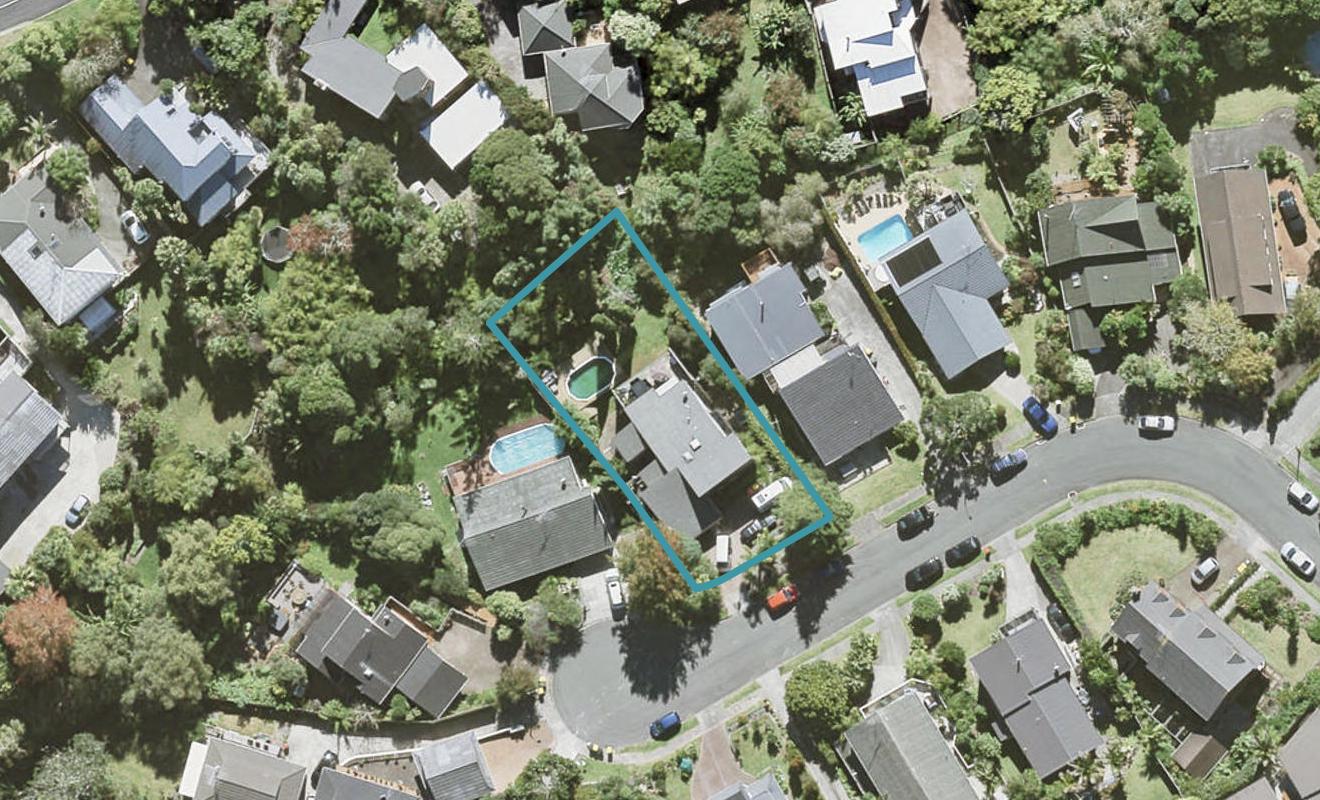 19 Tiri View Place, Waiake, Auckland - Carousel 1