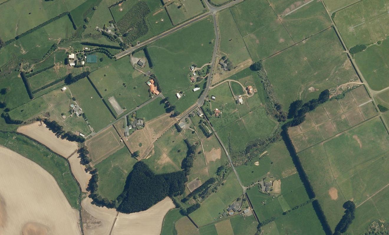 33 Brian Wood Lane, Karaka, Papakura - Carousel 1