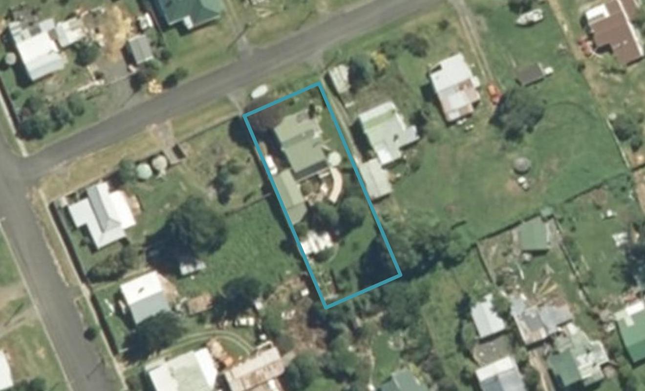 6 Robert Avenue, Pukemiro - Carousel 1