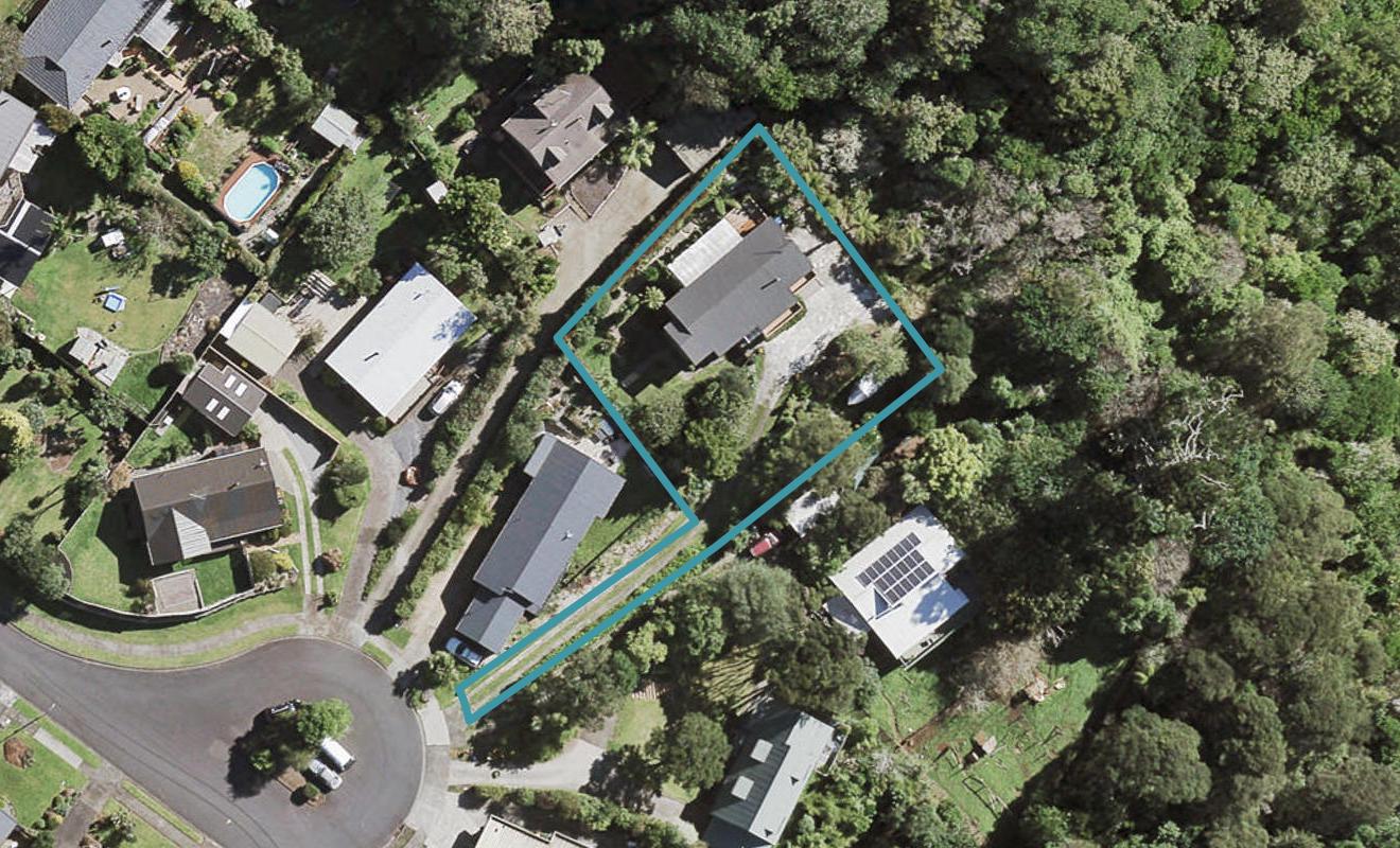 12 Redmount Place, Red Hill, Papakura - Carousel 1