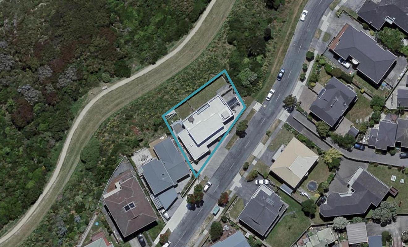 49 Kaikoura Street, Maupuia, Wellington - Carousel 1
