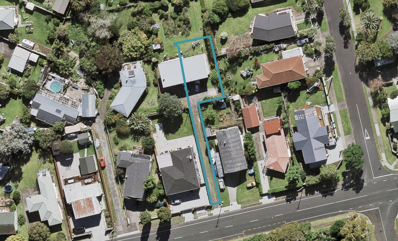 52A Church Road, Mangere Bridge, Auckland - Carousel 1