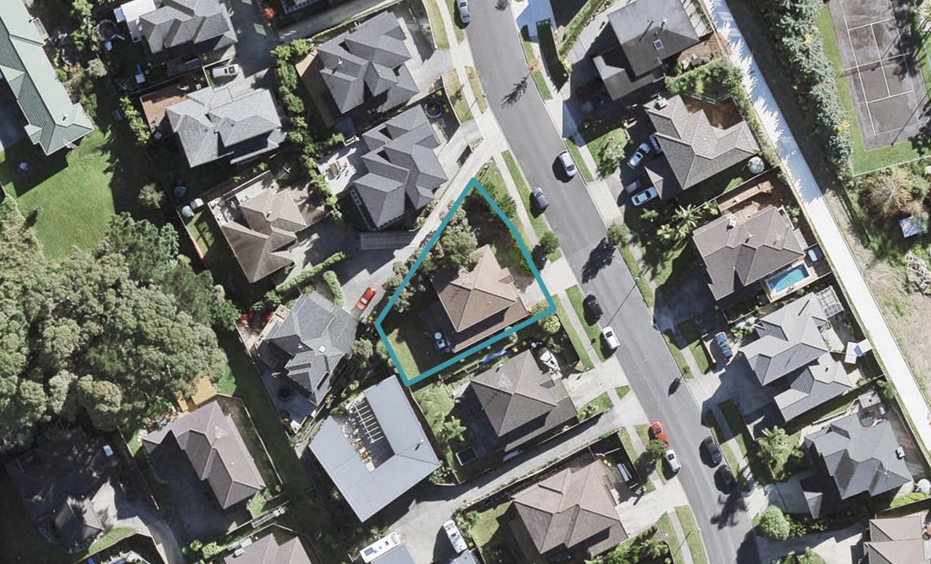 76 Rising Parade, Fairview Heights, Auckland - Carousel 1