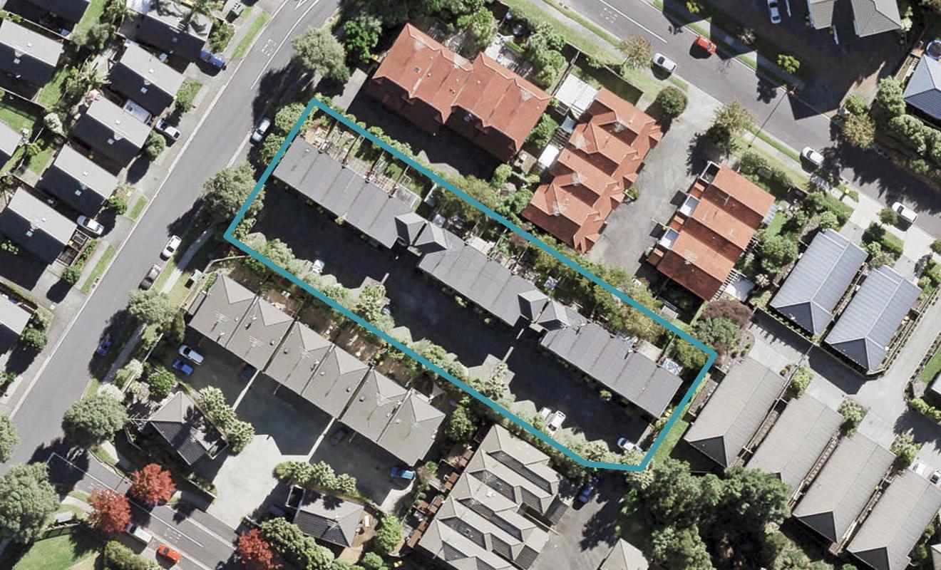 13/44 Fields Parade, Oteha, Auckland - Carousel 1