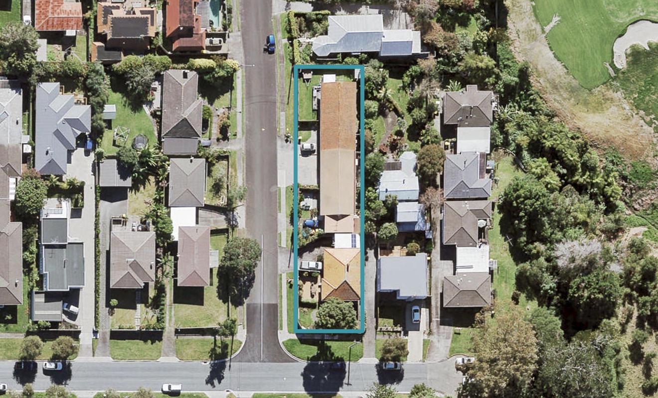 2/22 Tane Street, New Lynn, Auckland - Carousel 1
