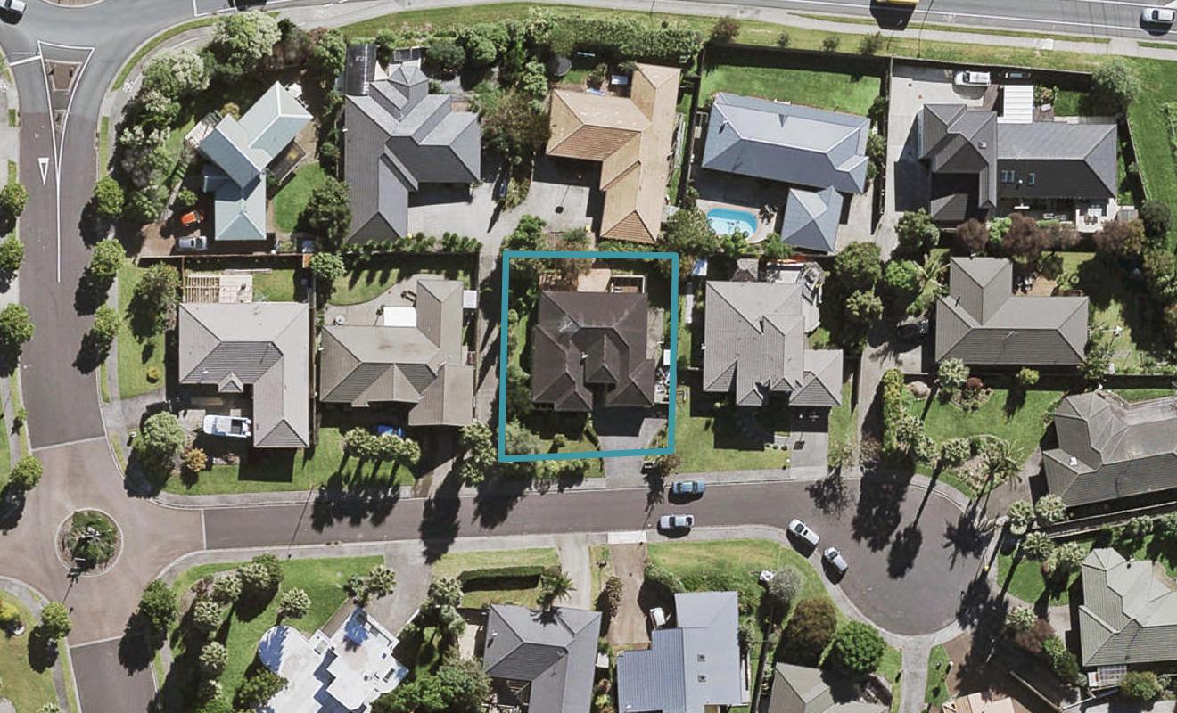 10 Jade Court, Rosedale, Auckland - Carousel 1