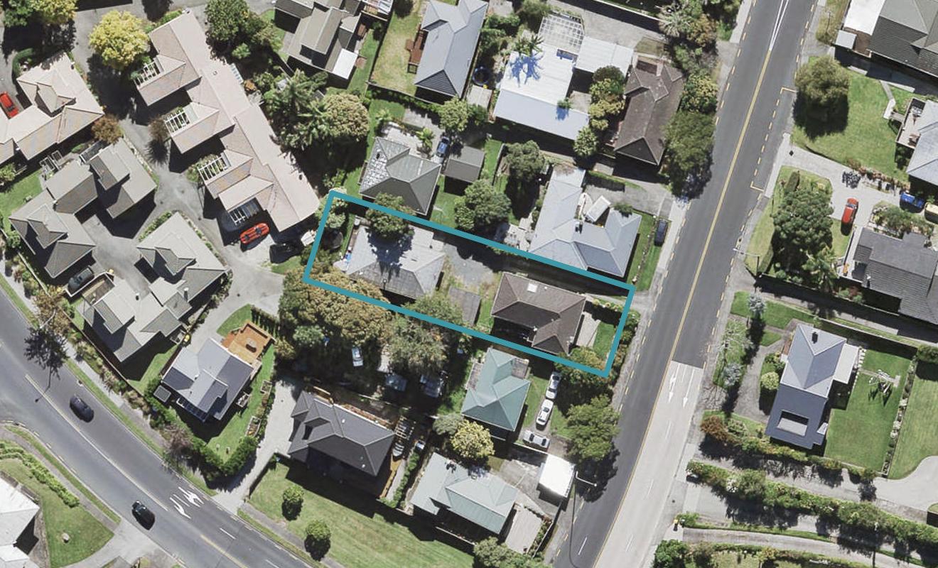 128 Edmonton Road, Te Atatu South, Auckland - Carousel 1