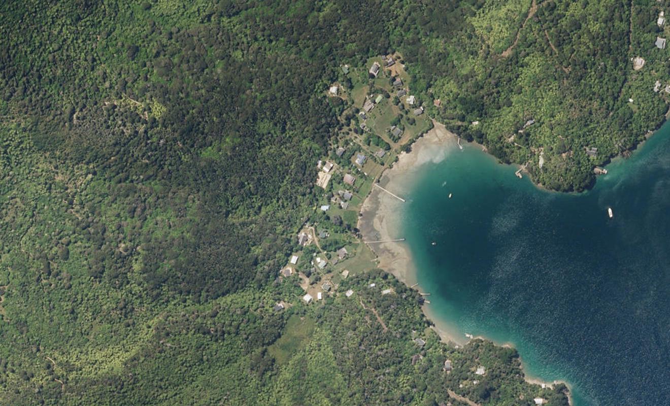 0 West Bay, Lochmara Bay - Carousel 1