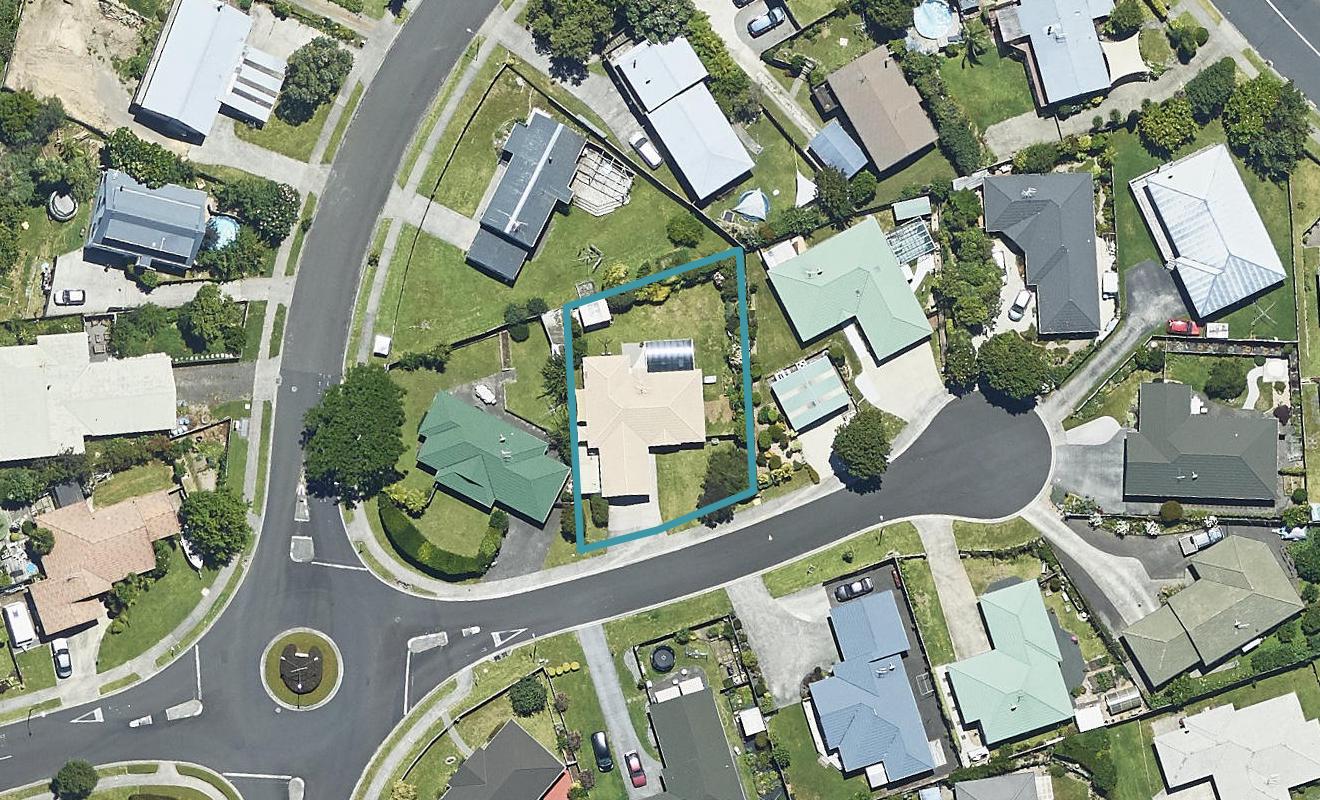 3 Whitby Place, Welcome Bay, Tauranga - Carousel 1